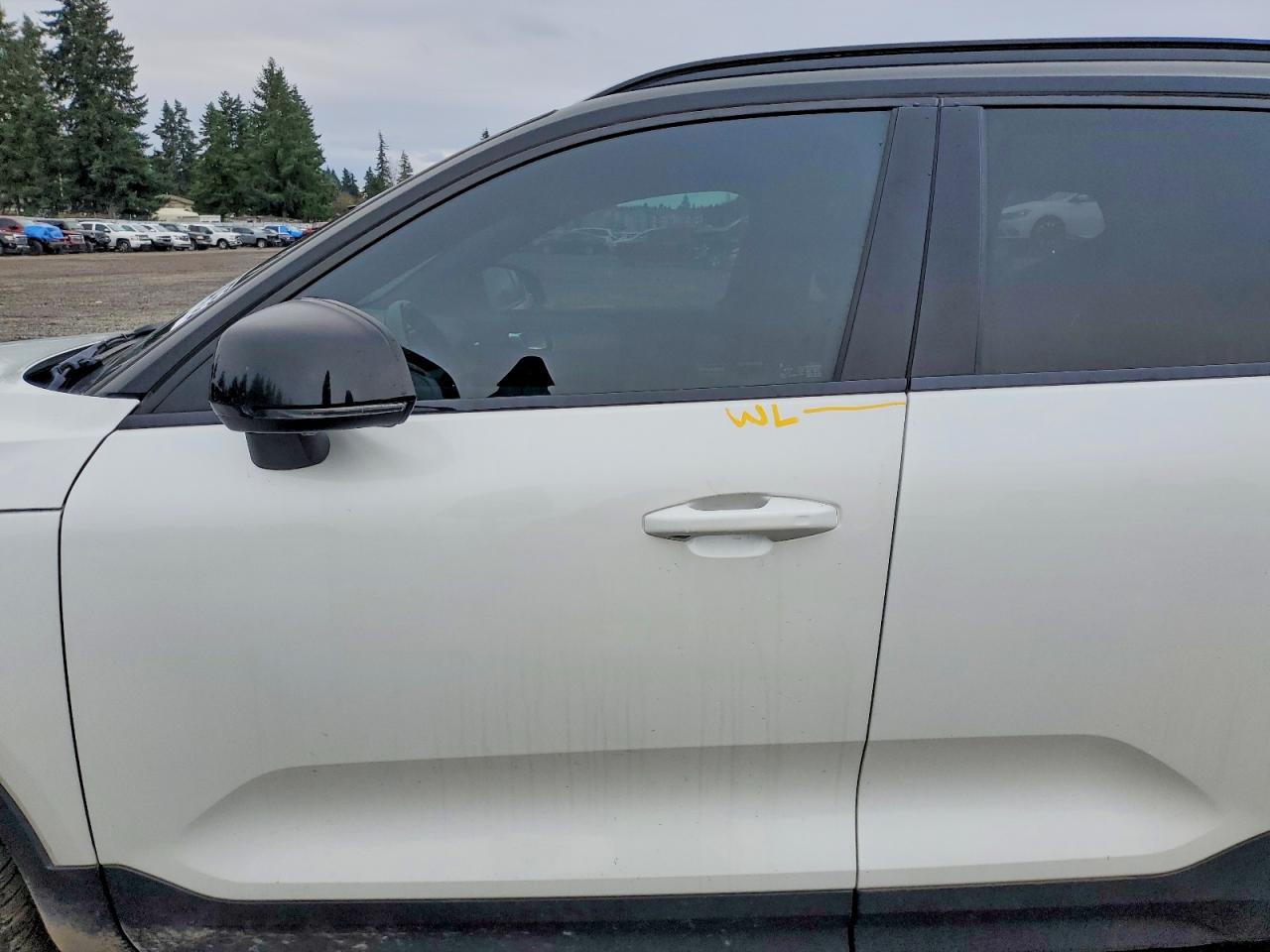 2021 VOLVO XC40 T5 R-DESIGN photo 13