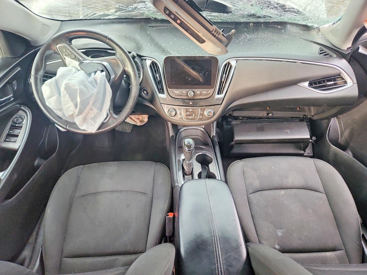 2016 CHEVROLET MALIBU LT photo 8