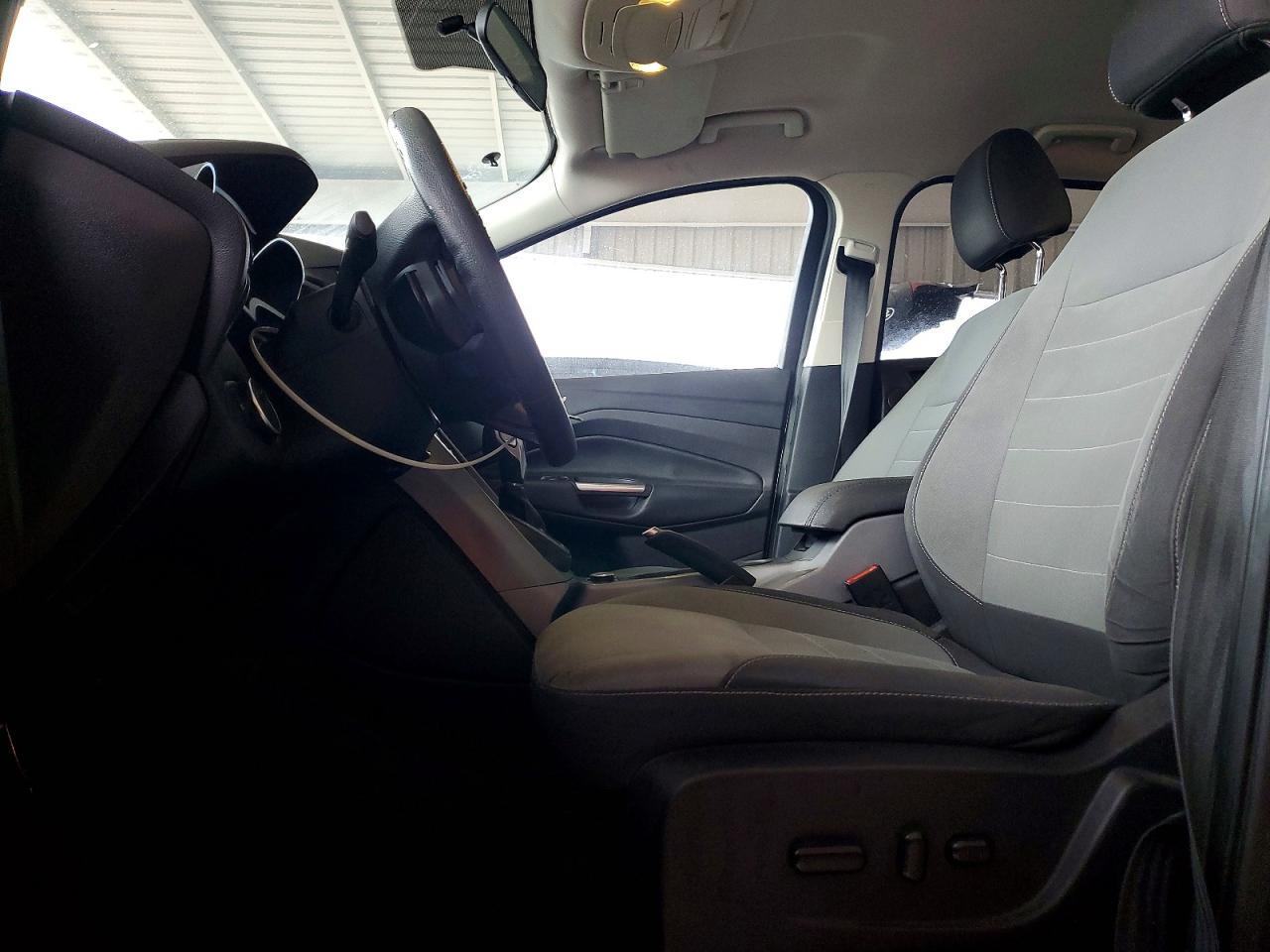 2016 FORD ESCAPE SE photo 7