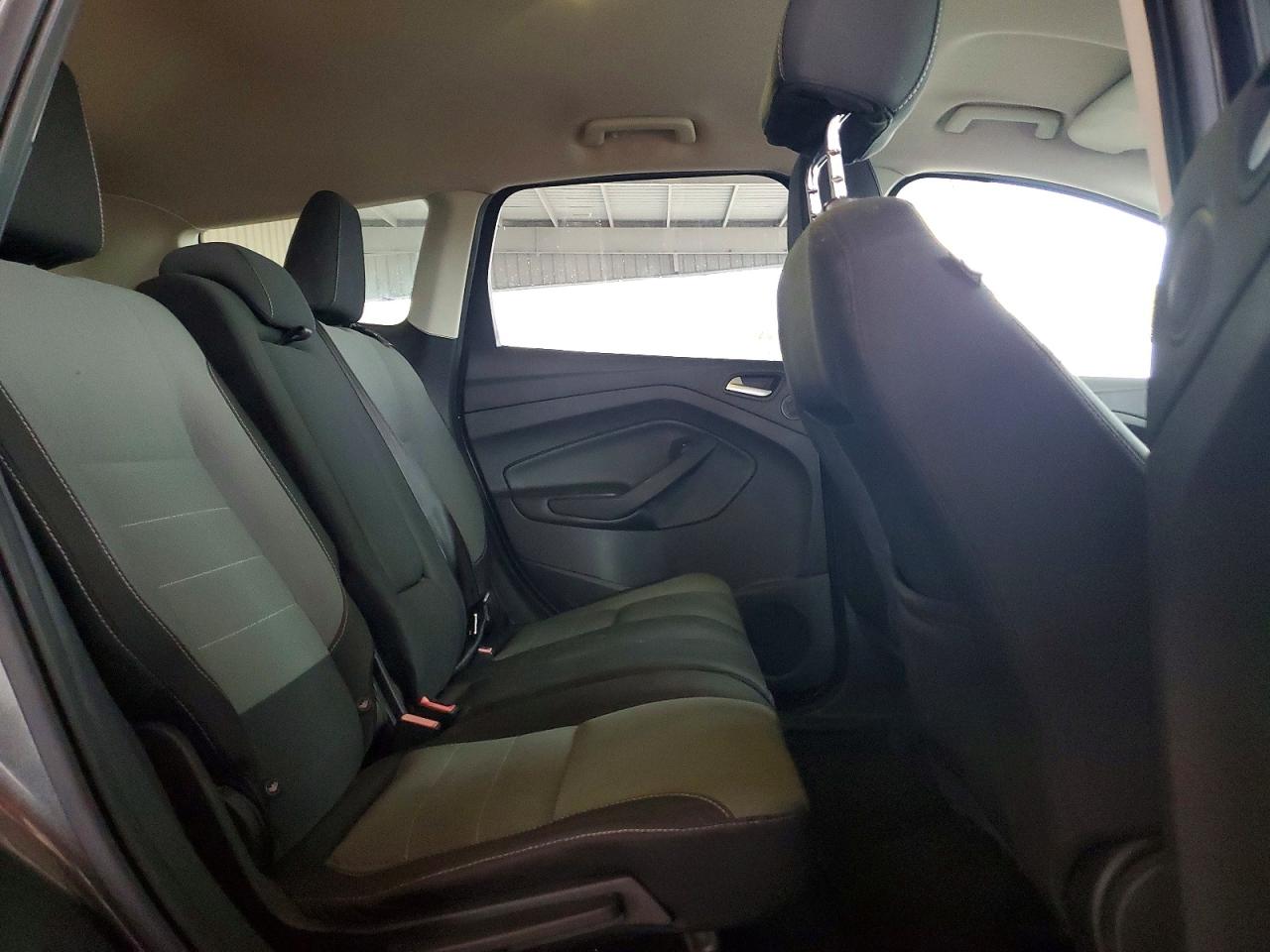 2016 FORD ESCAPE SE photo 11