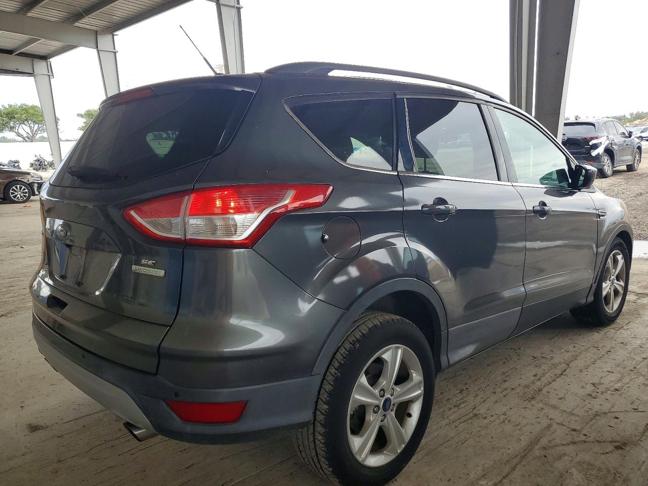 2016 FORD ESCAPE SE photo 3