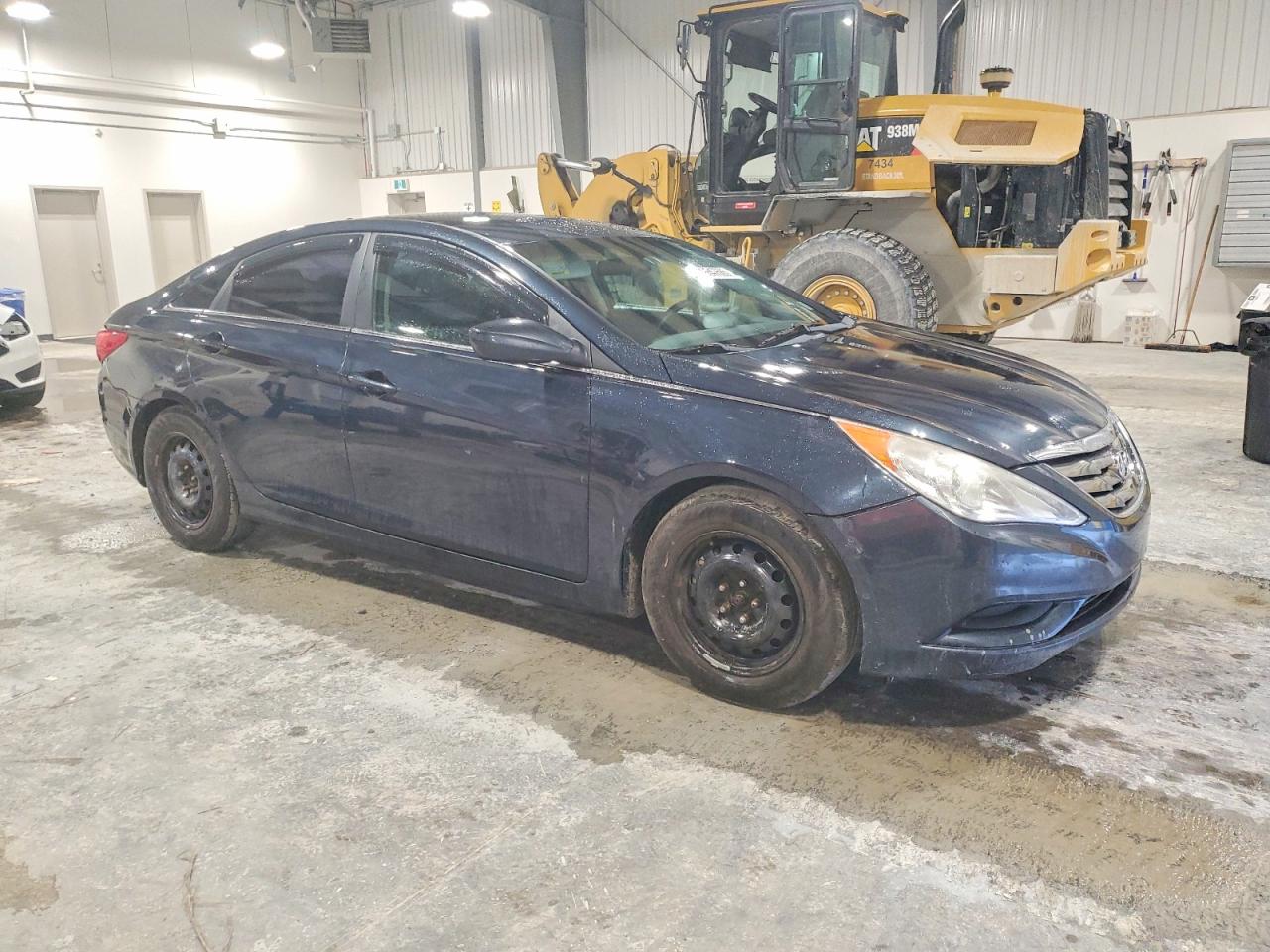 2011 HYUNDAI SONATA GLS photo 4