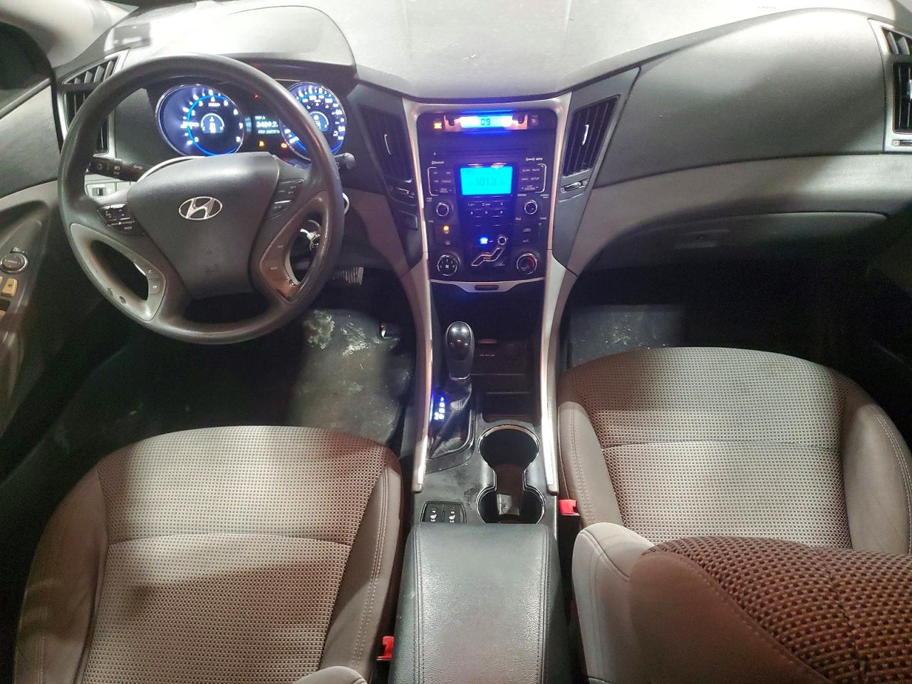 2011 HYUNDAI SONATA GLS photo 8