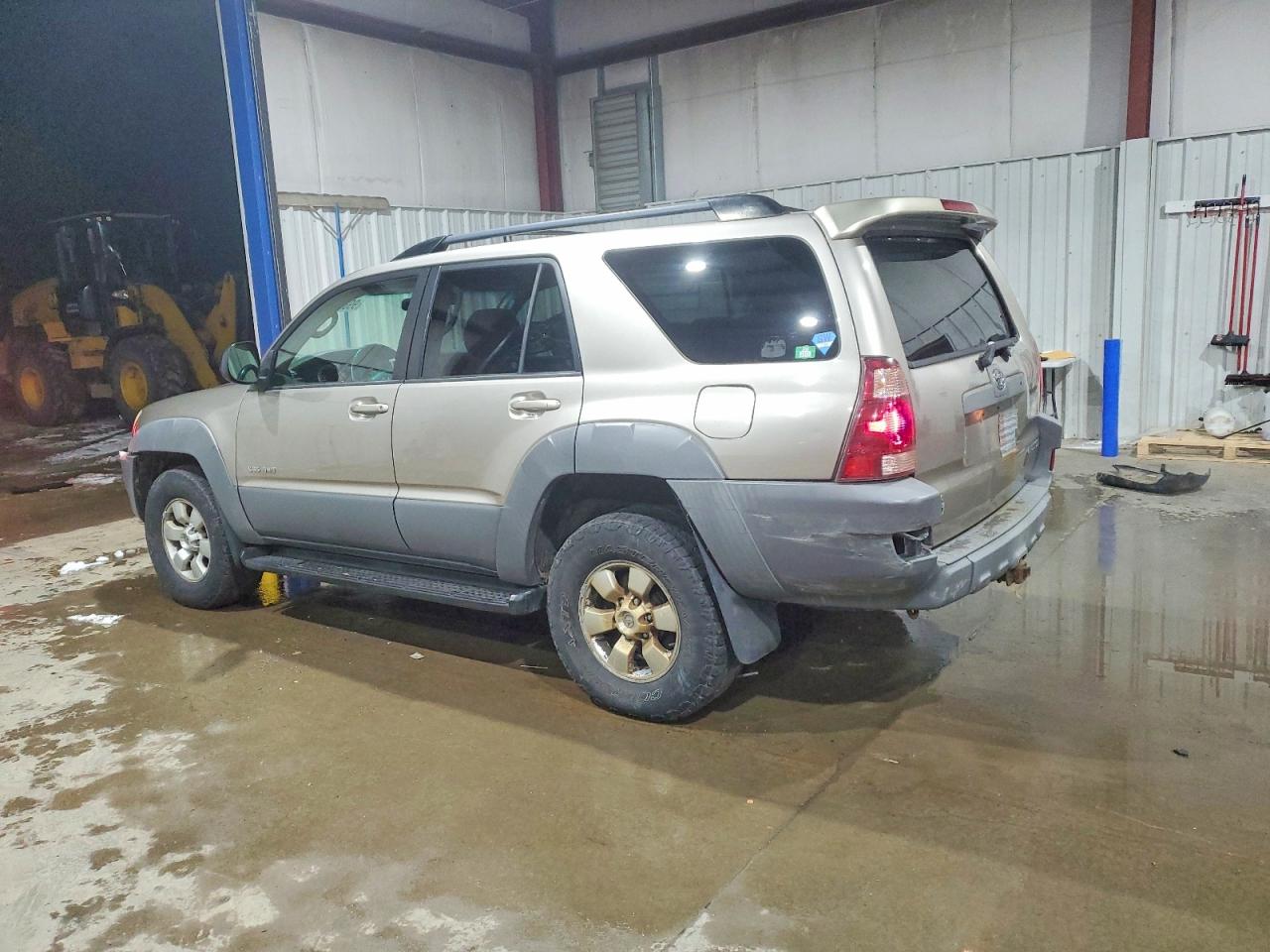 2003 TOYOTA 4RUNNER SR5 photo 2