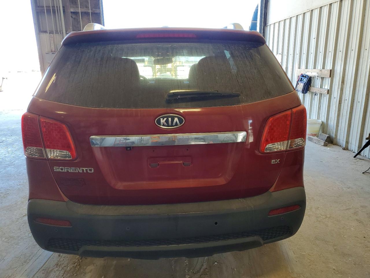 2011 KIA SORENTO photo 6