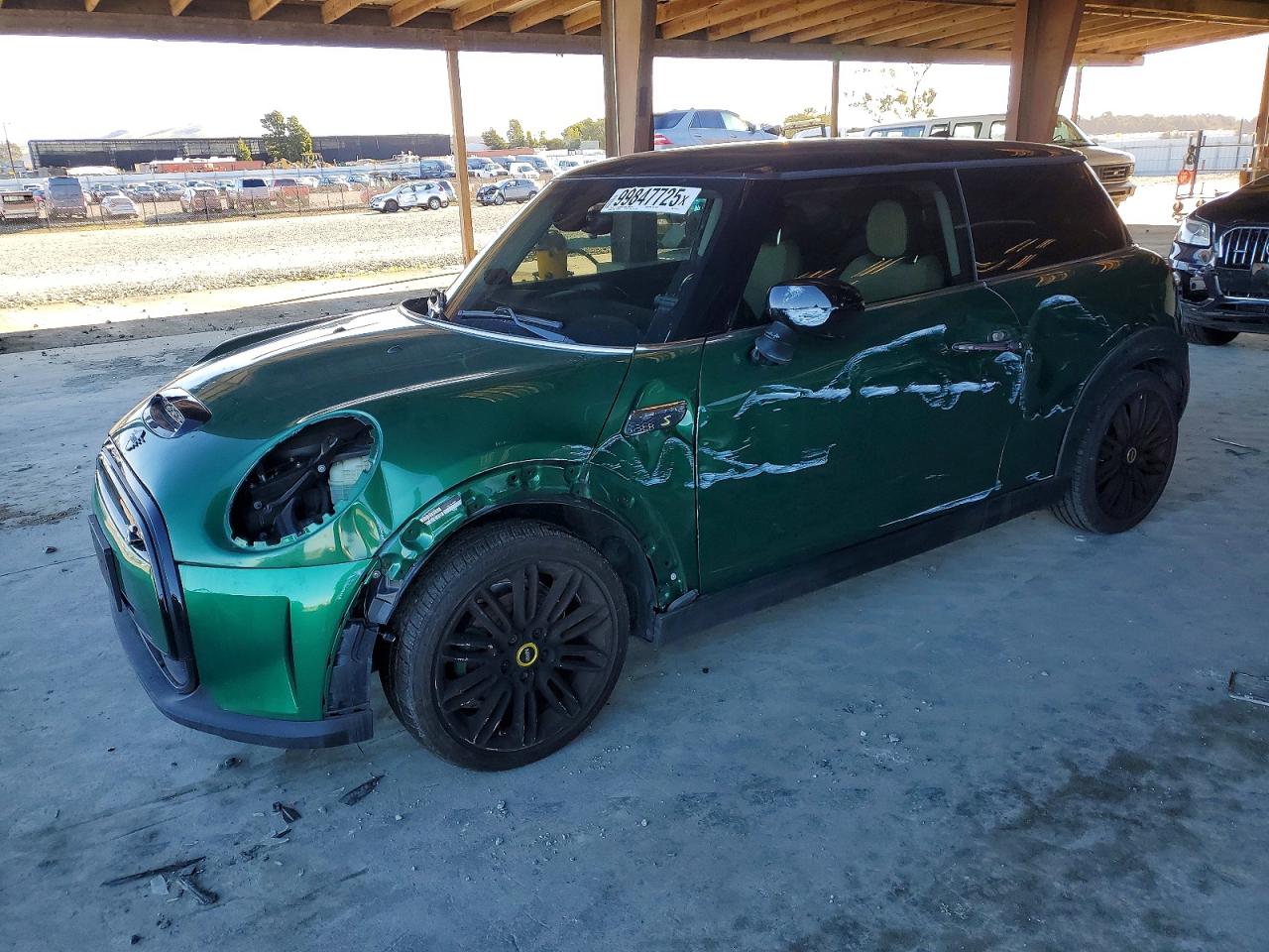 2022 MINI COOPER