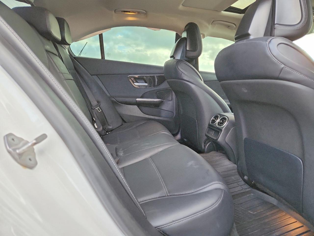 2022 MERCEDES-BENZ C 300 photo 19
