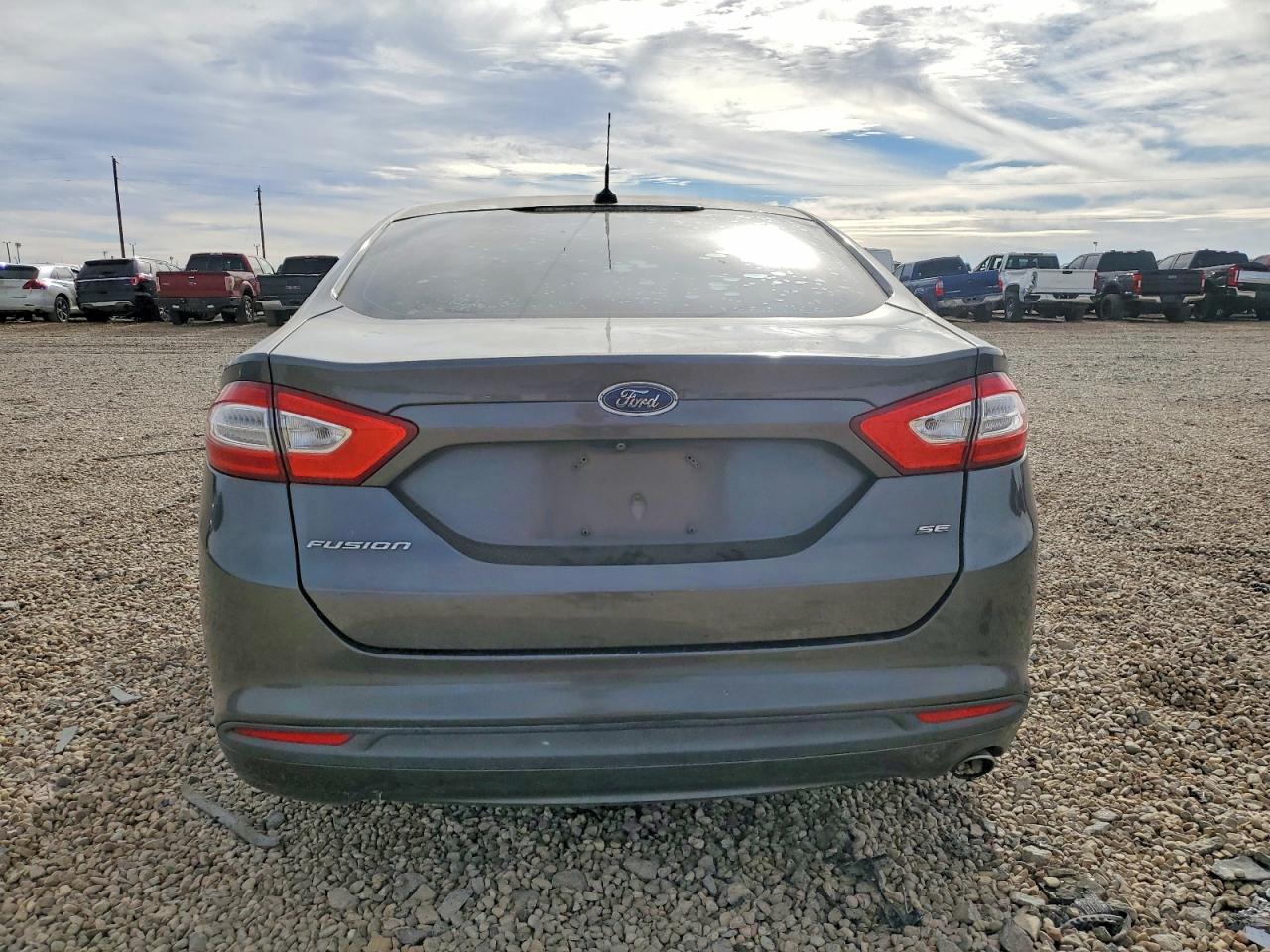2016 FORD FUSION SE photo 6