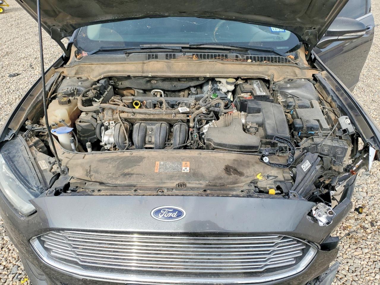 2016 FORD FUSION SE photo 11