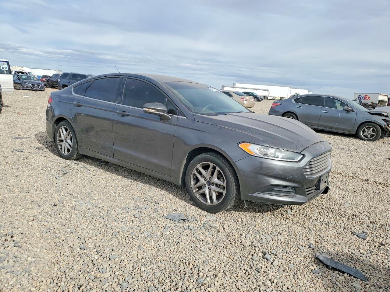 2016 FORD FUSION SE photo 4