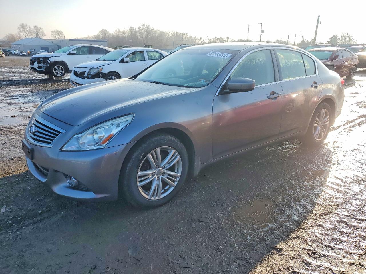 2013 INFINITI G37