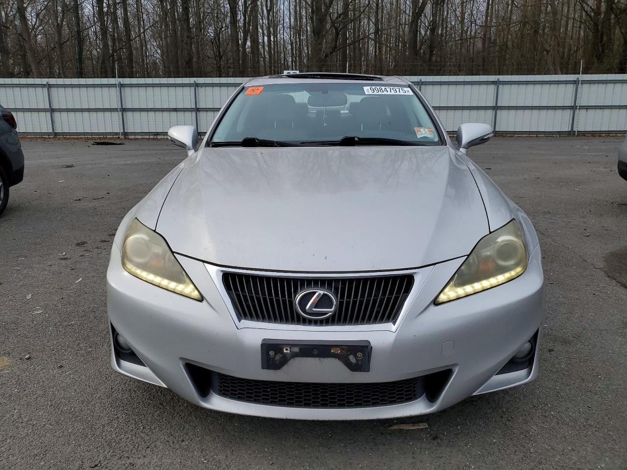 2011 LEXUS IS 250 photo 5