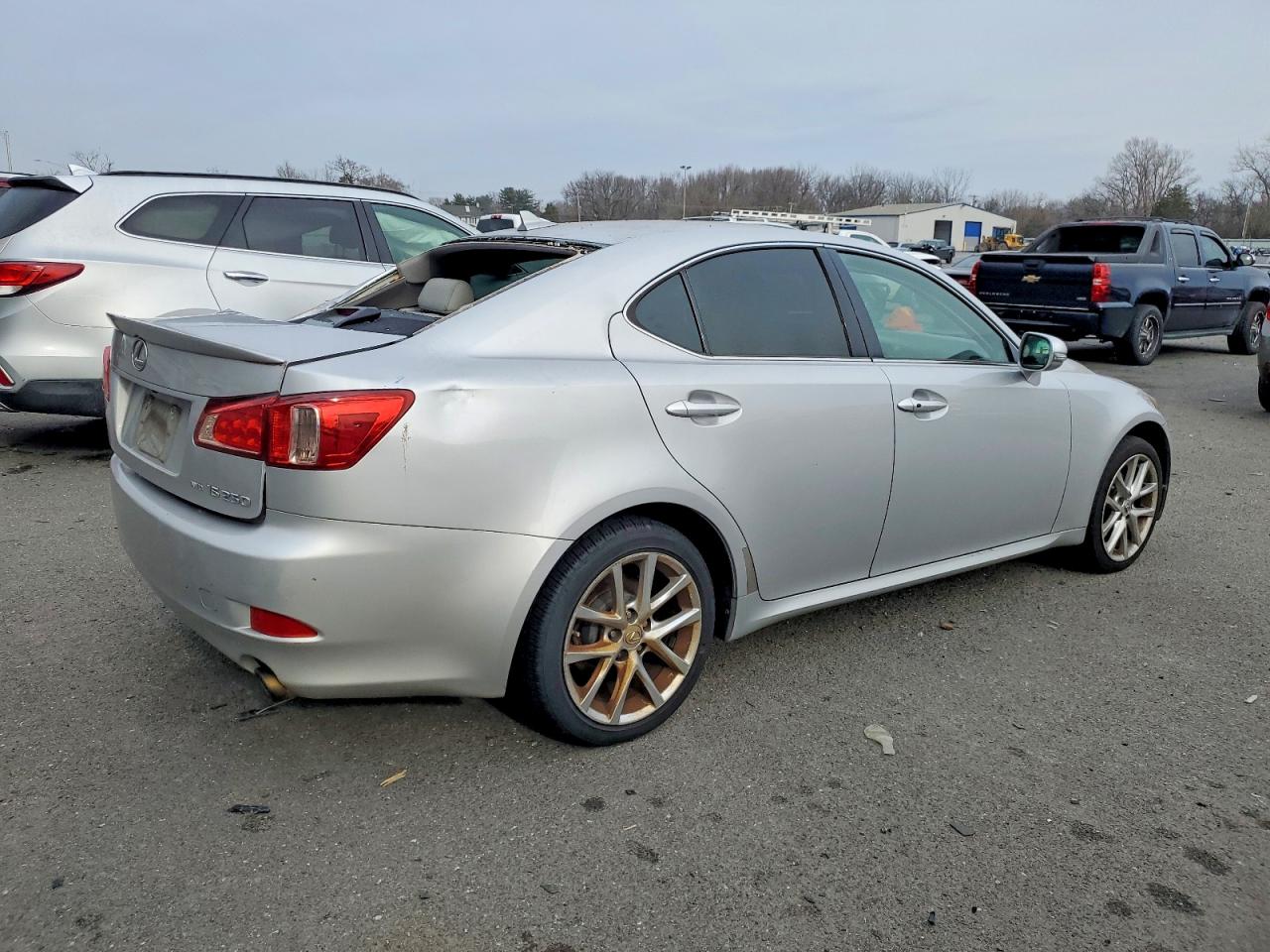 2011 LEXUS IS 250 photo 3