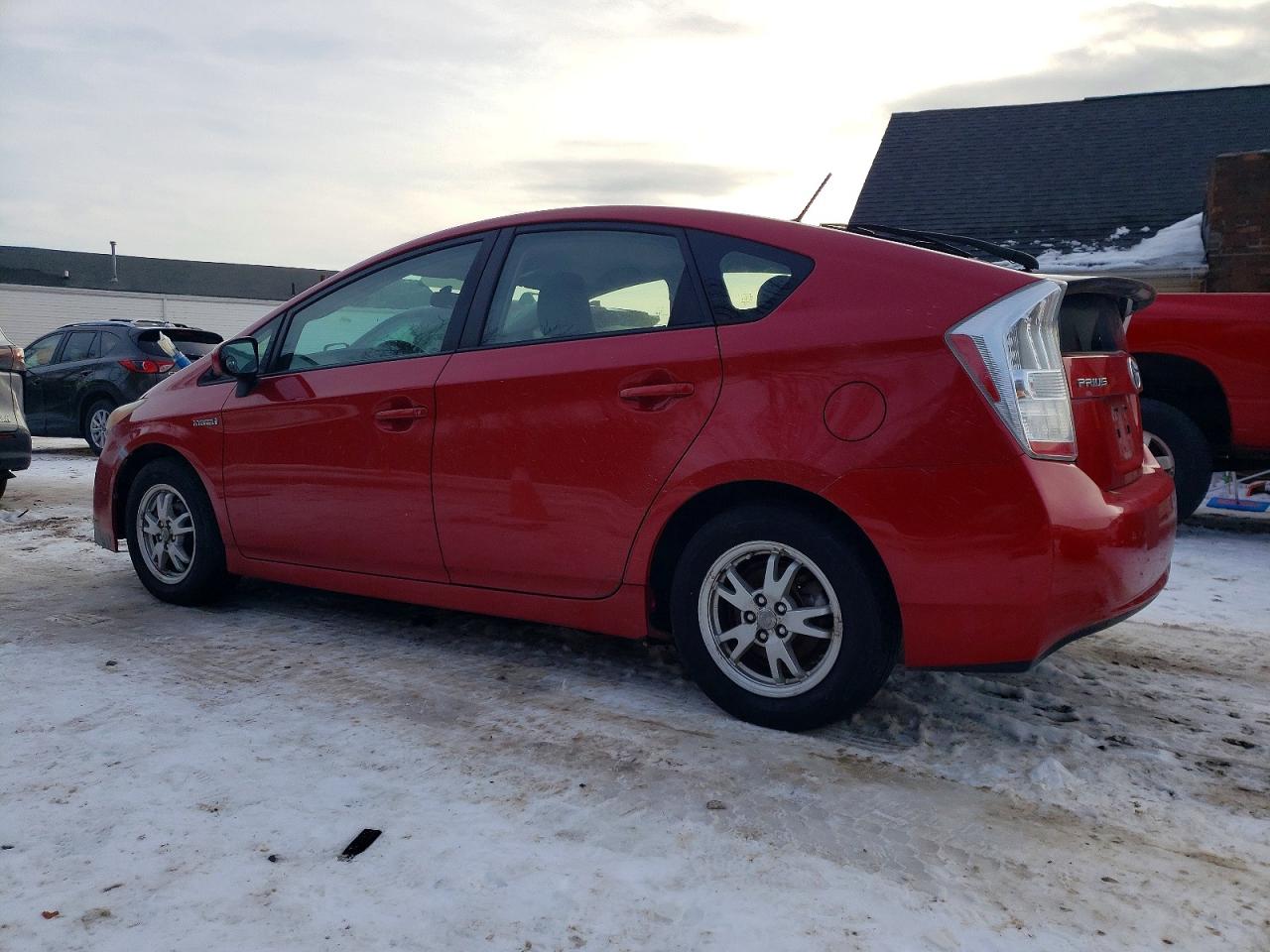 2010 TOYOTA PRIUS photo 2