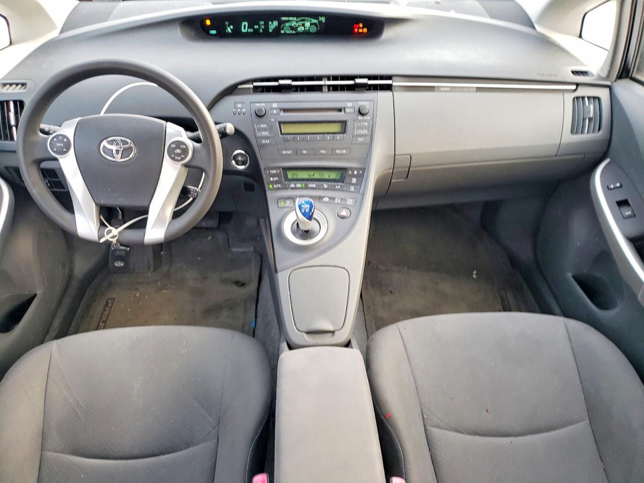 2010 TOYOTA PRIUS photo 8