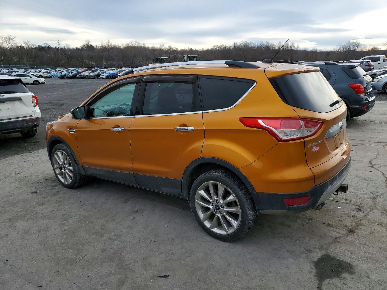 2016 FORD ESCAPE SE photo 2