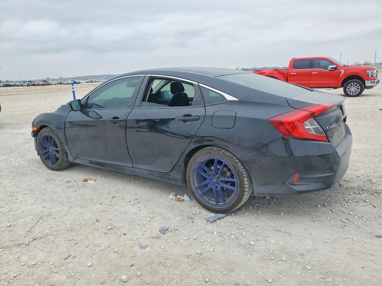 2016 HONDA CIVIC LX photo 2