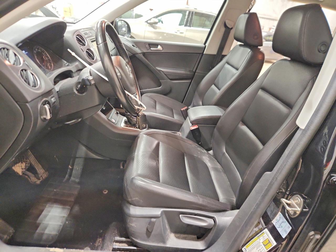 2016 VOLKSWAGEN TIGUAN S photo 7