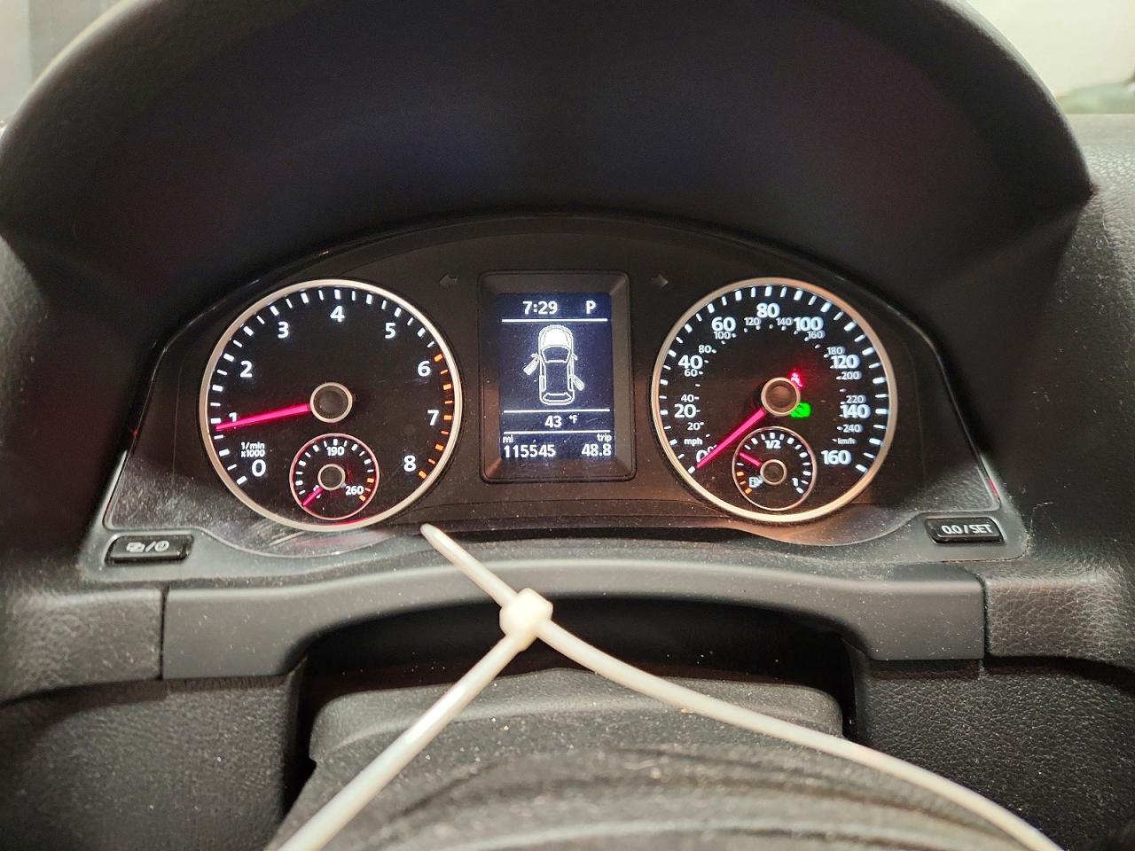 2016 VOLKSWAGEN TIGUAN S photo 9