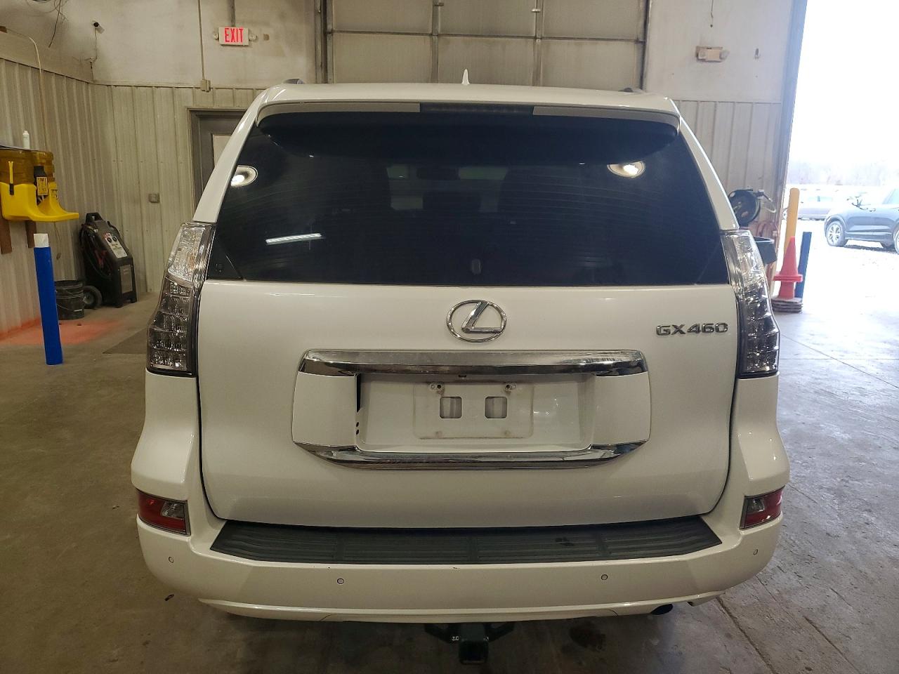 2015 LEXUS GX 460 photo 6