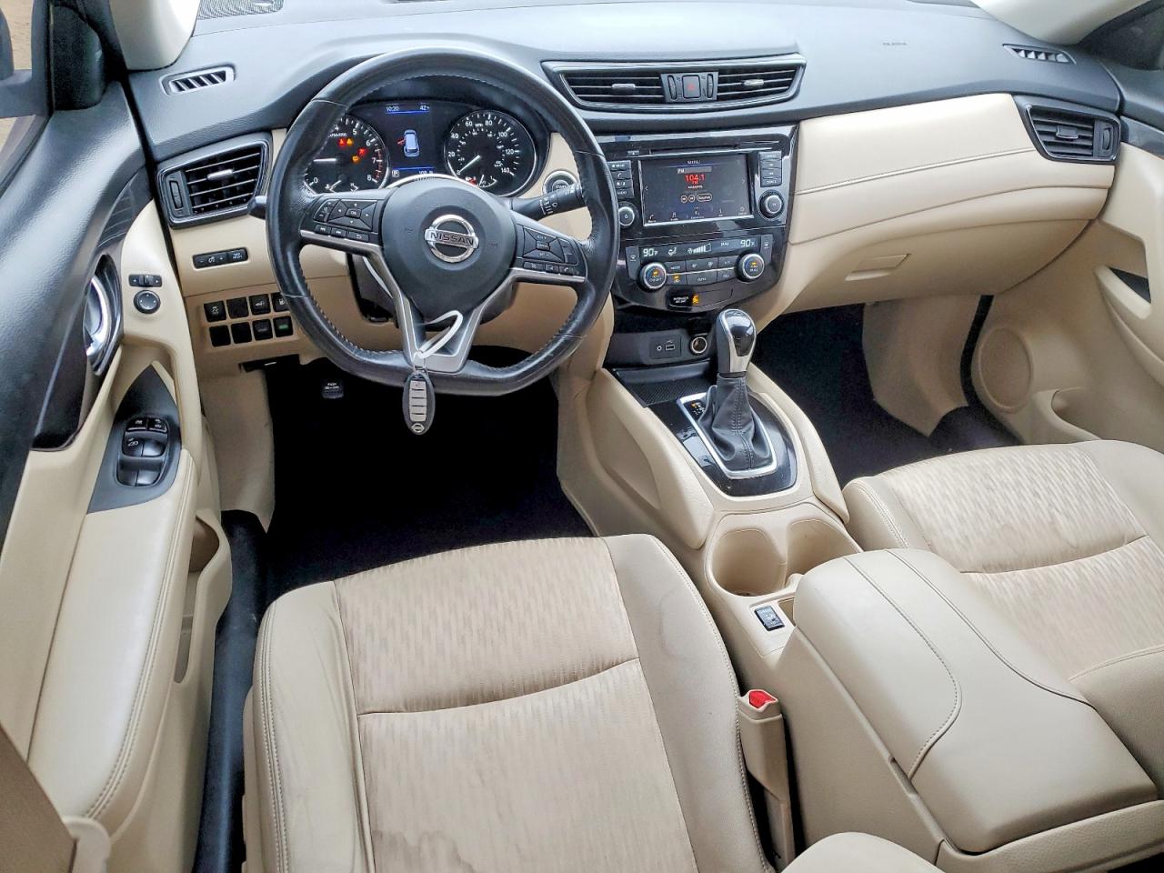2018 NISSAN ROGUE S photo 8