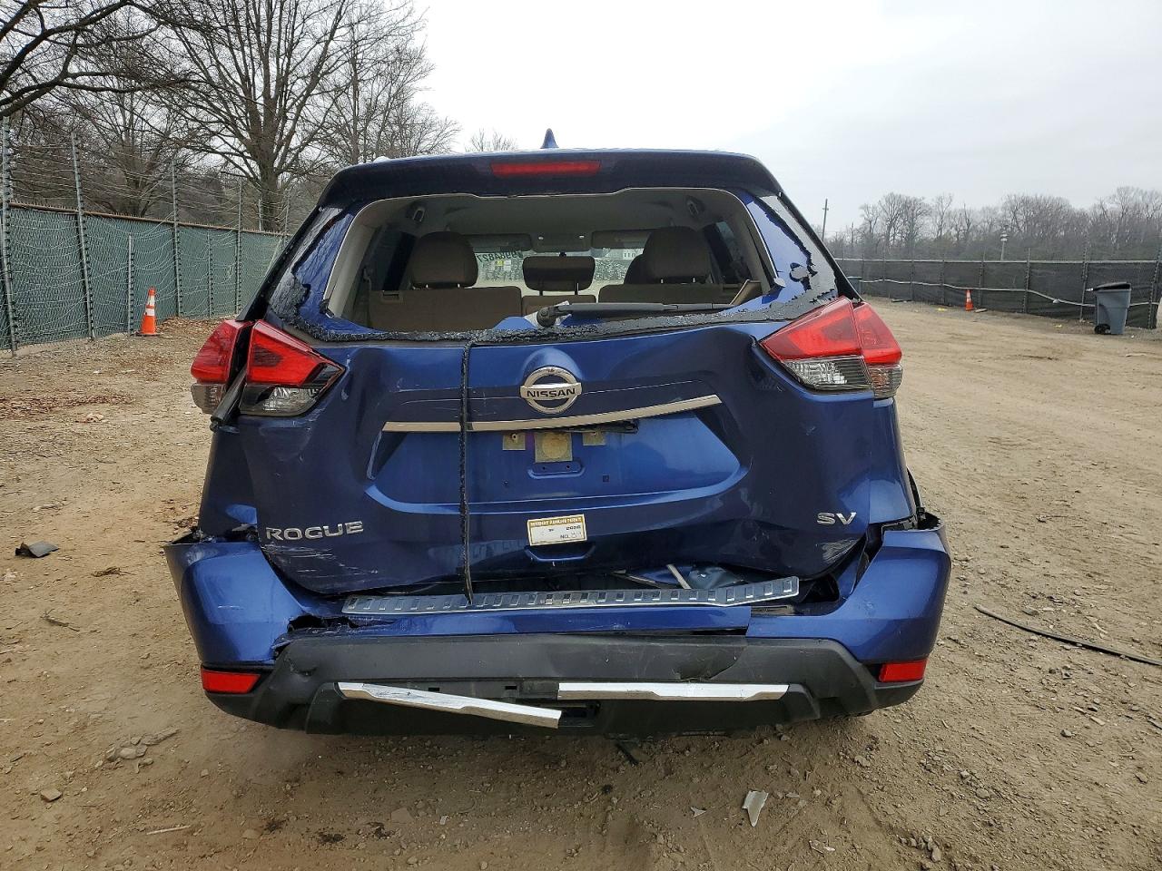 2018 NISSAN ROGUE S photo 6