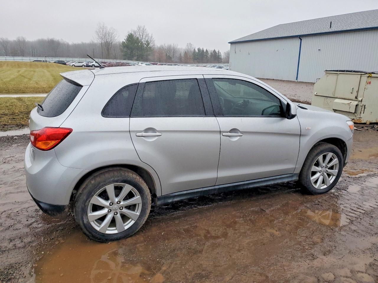 2013 MITSUBISHI OUTLANDER SPORT ES photo 7