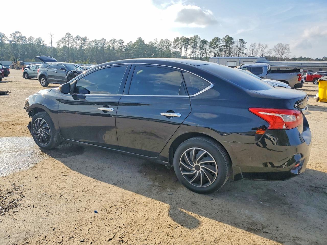 2017 NISSAN SENTRA S photo 2