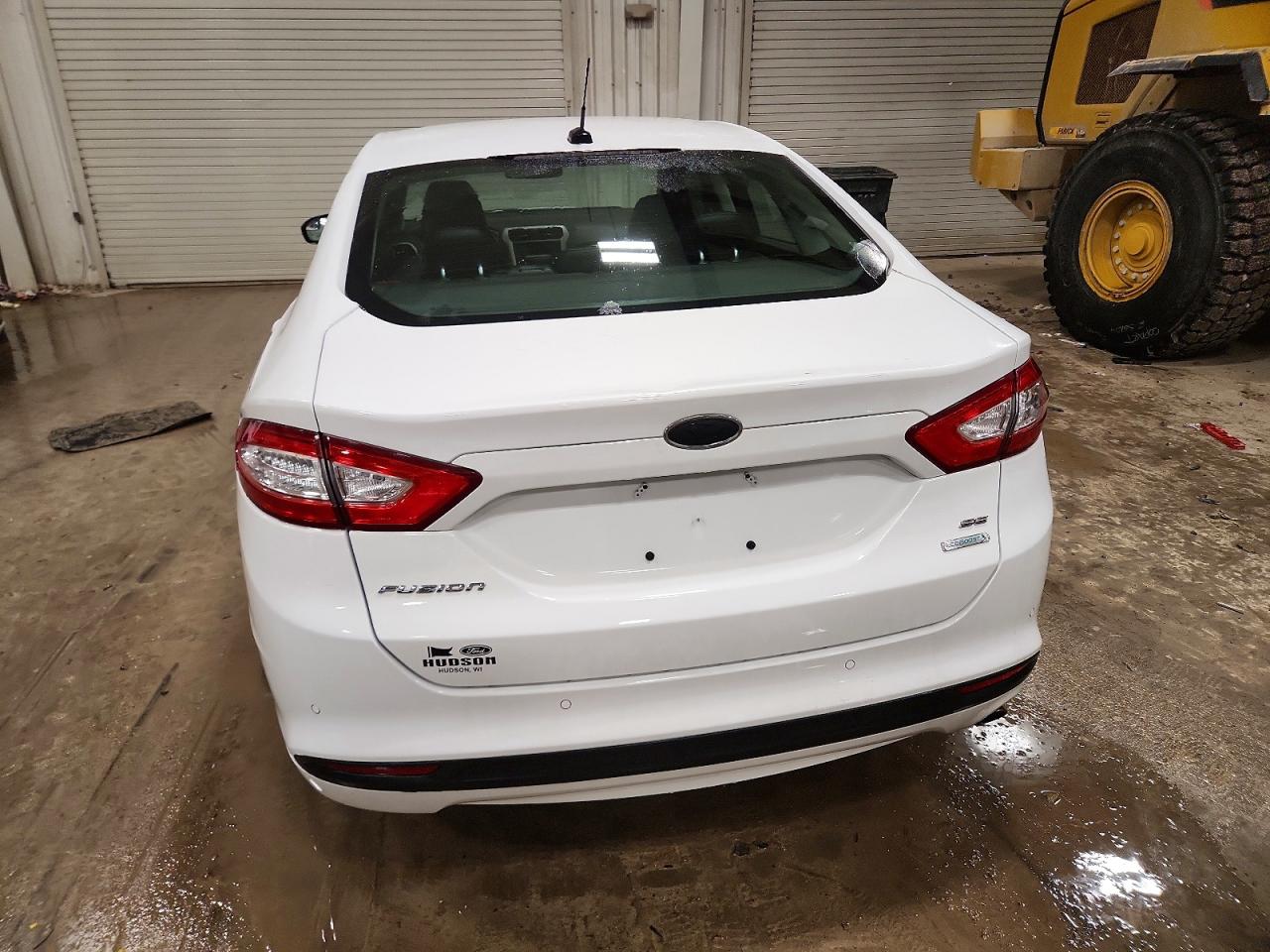 2014 FORD FUSION SE photo 6