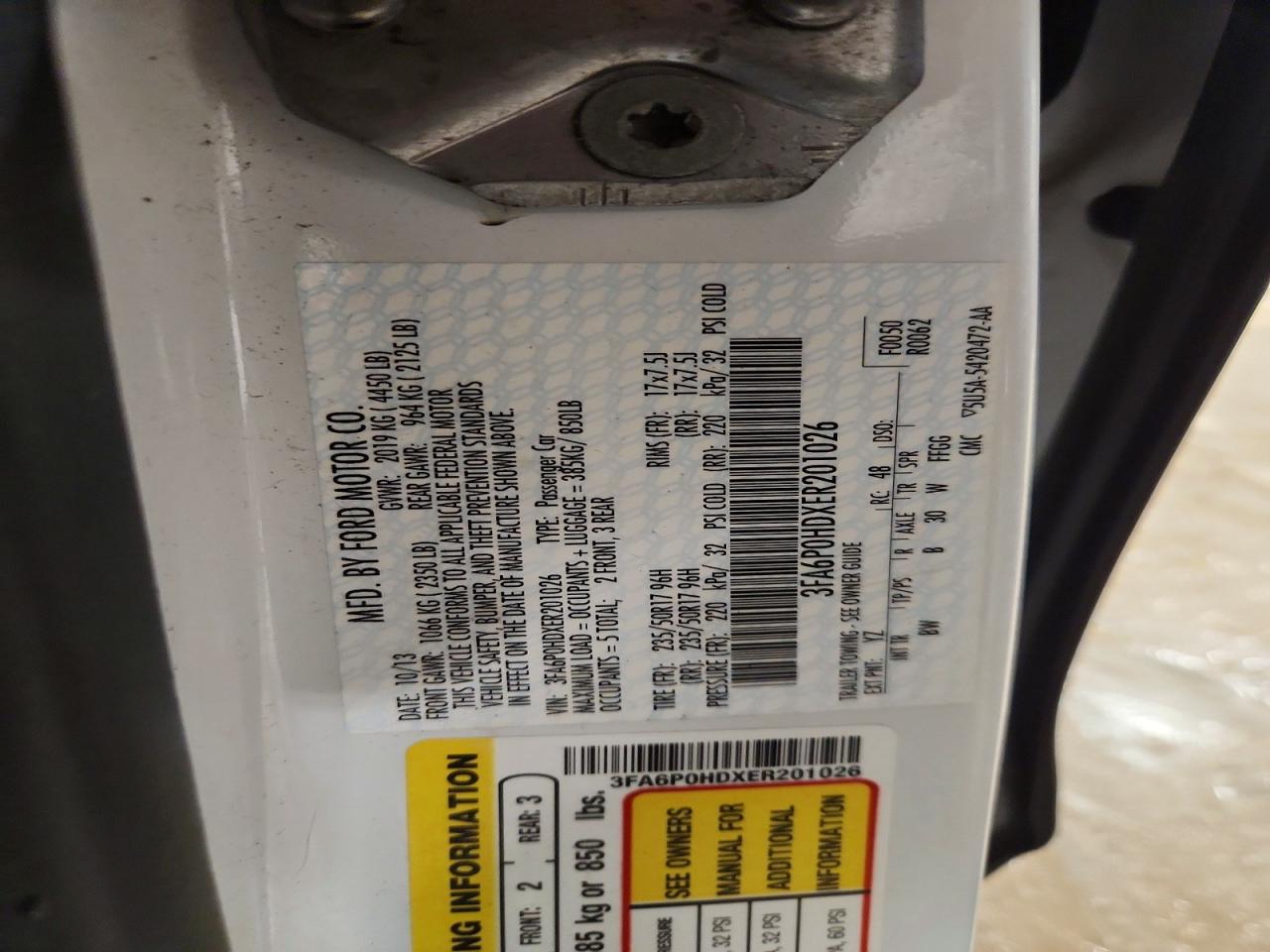 2014 FORD FUSION SE photo 12