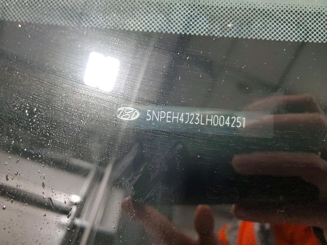 2020 HYUNDAI SONATA LIMITED photo 12