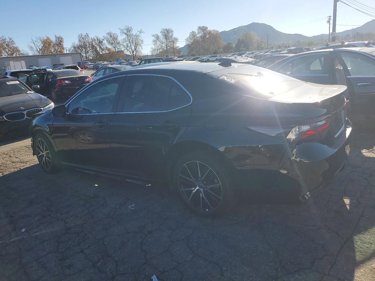 2024 TOYOTA CAMRY SE NIGHT SHADE photo 2