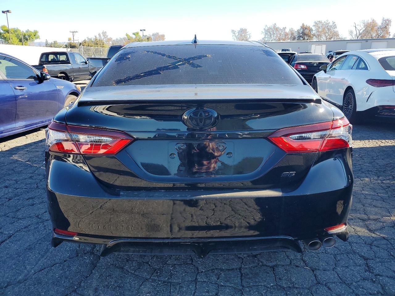 2024 TOYOTA CAMRY SE NIGHT SHADE photo 6