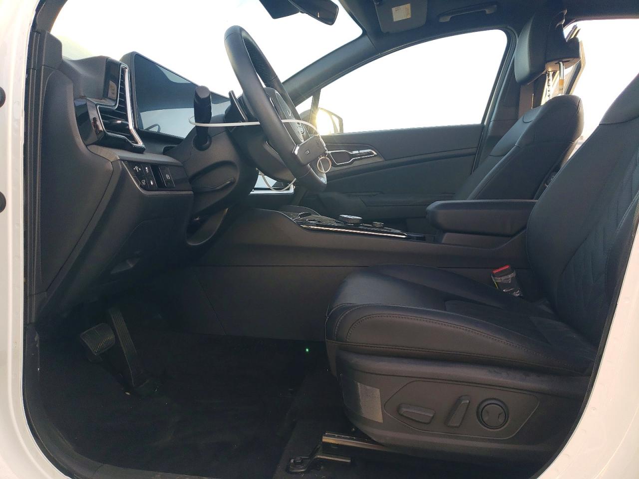 2025 KIA SPORTAGE X LINE photo 7