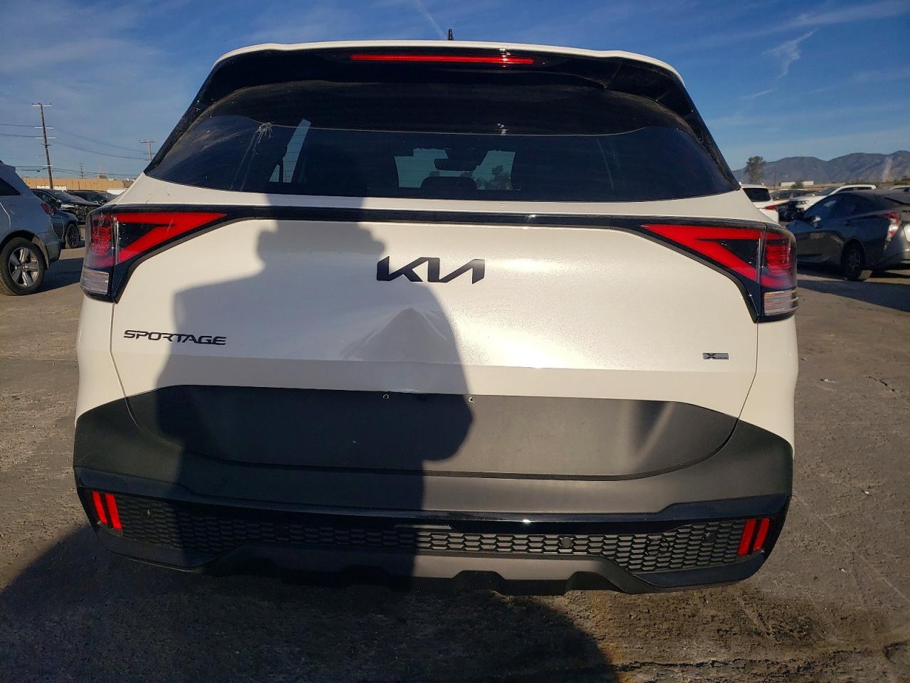 2025 KIA SPORTAGE X LINE photo 6