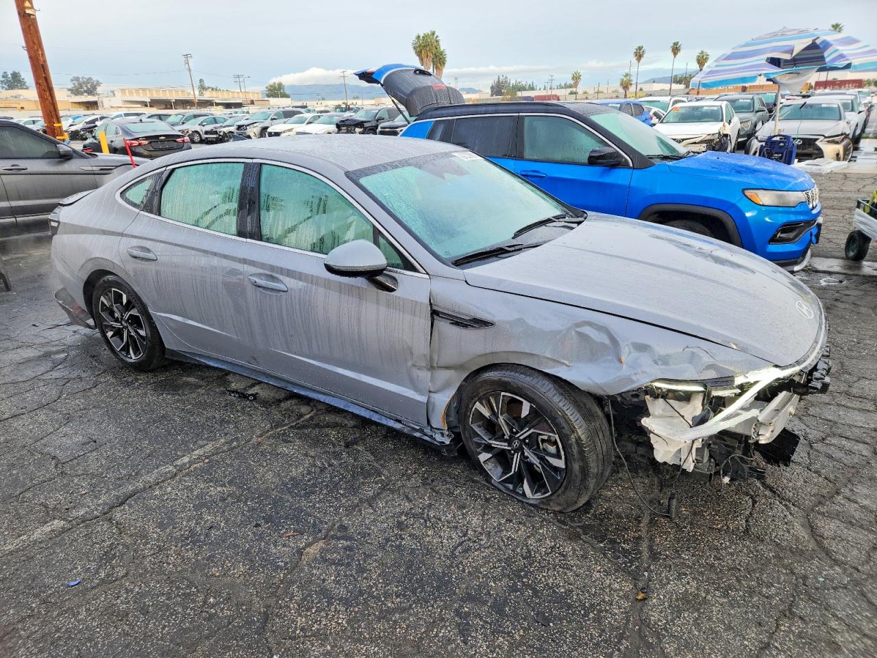 2025 HYUNDAI SONATA SEL photo 4