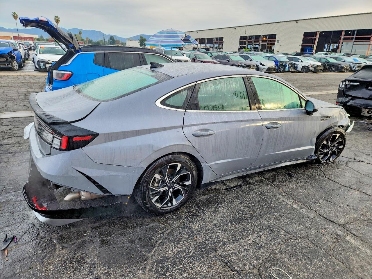 2025 HYUNDAI SONATA SEL photo 3