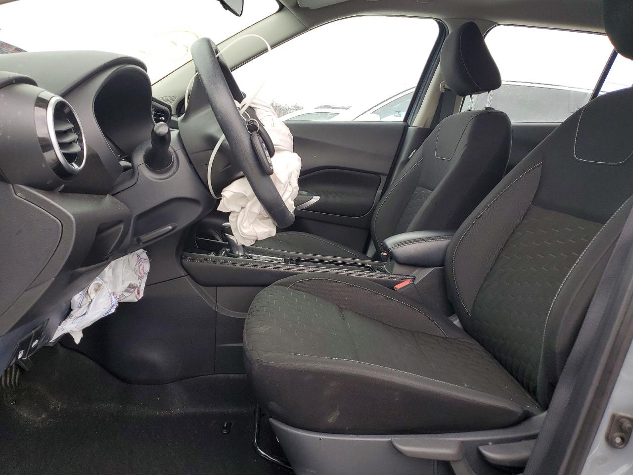 2021 NISSAN KICKS SV photo 7
