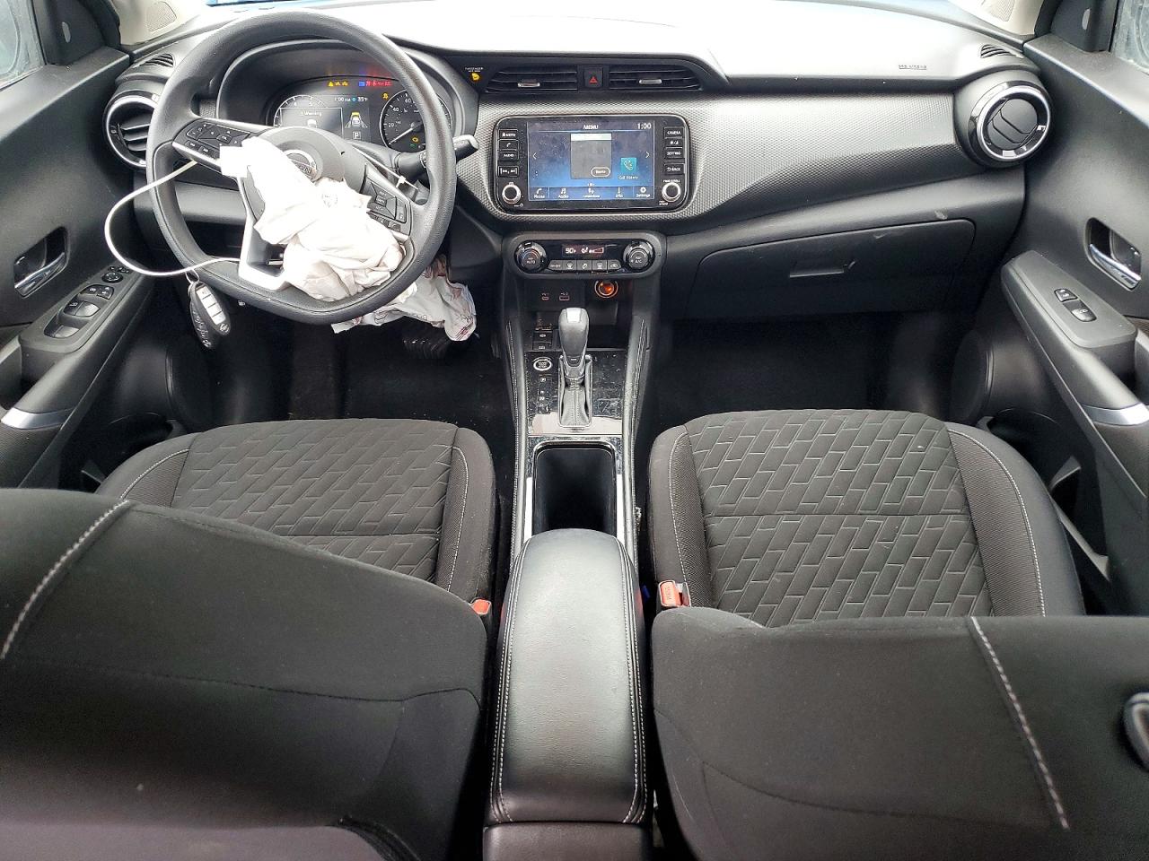 2021 NISSAN KICKS SV photo 8