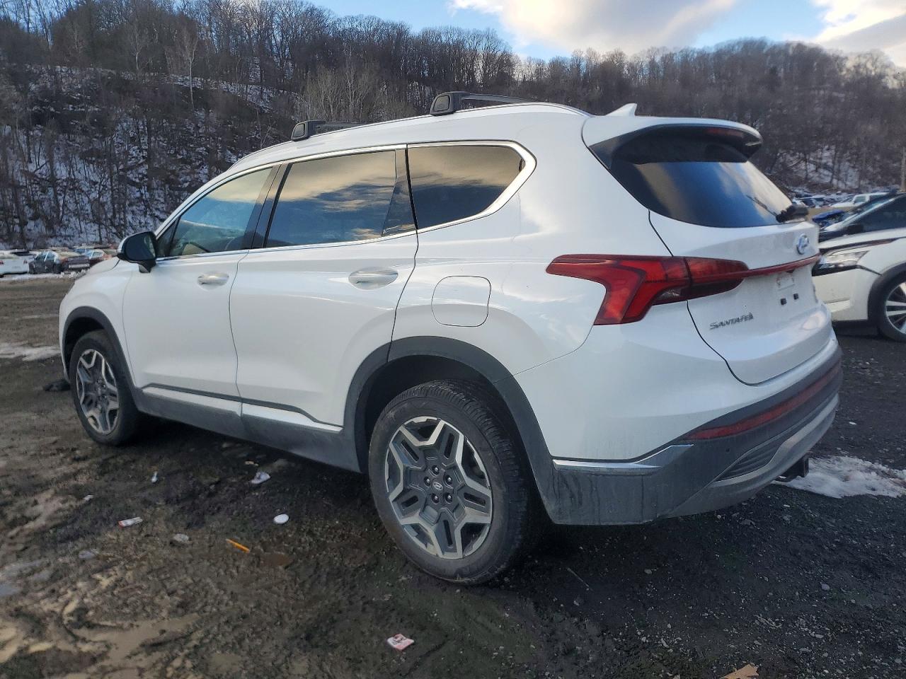2022 HYUNDAI SANTA FE SEL photo 2