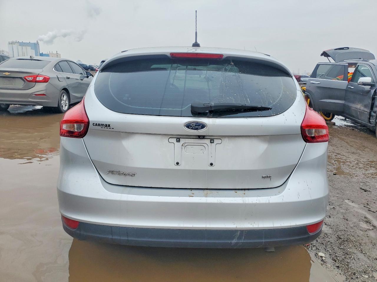 2018 FORD FOCUS photo 6