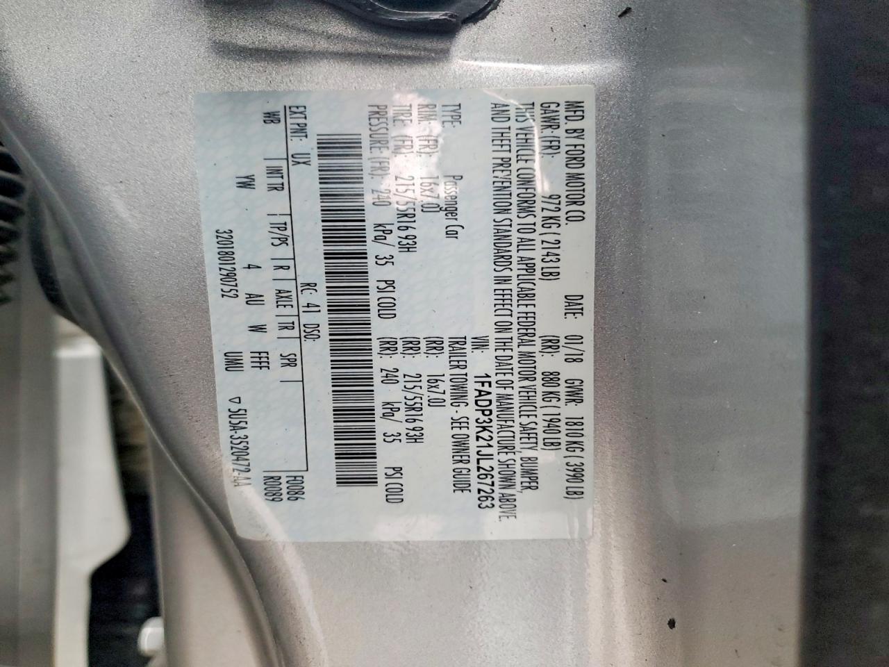 2018 FORD FOCUS photo 12