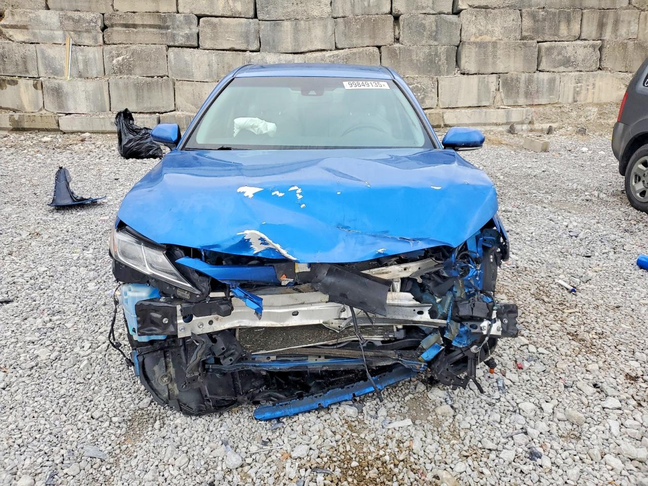 2018 TOYOTA CAMRY L photo 5
