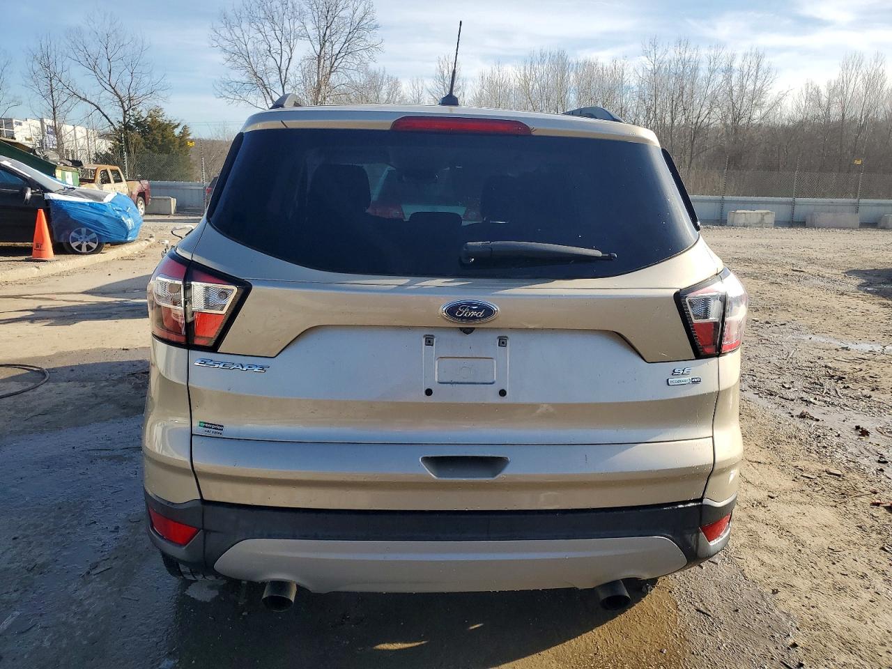 2018 FORD ESCAPE SE photo 6