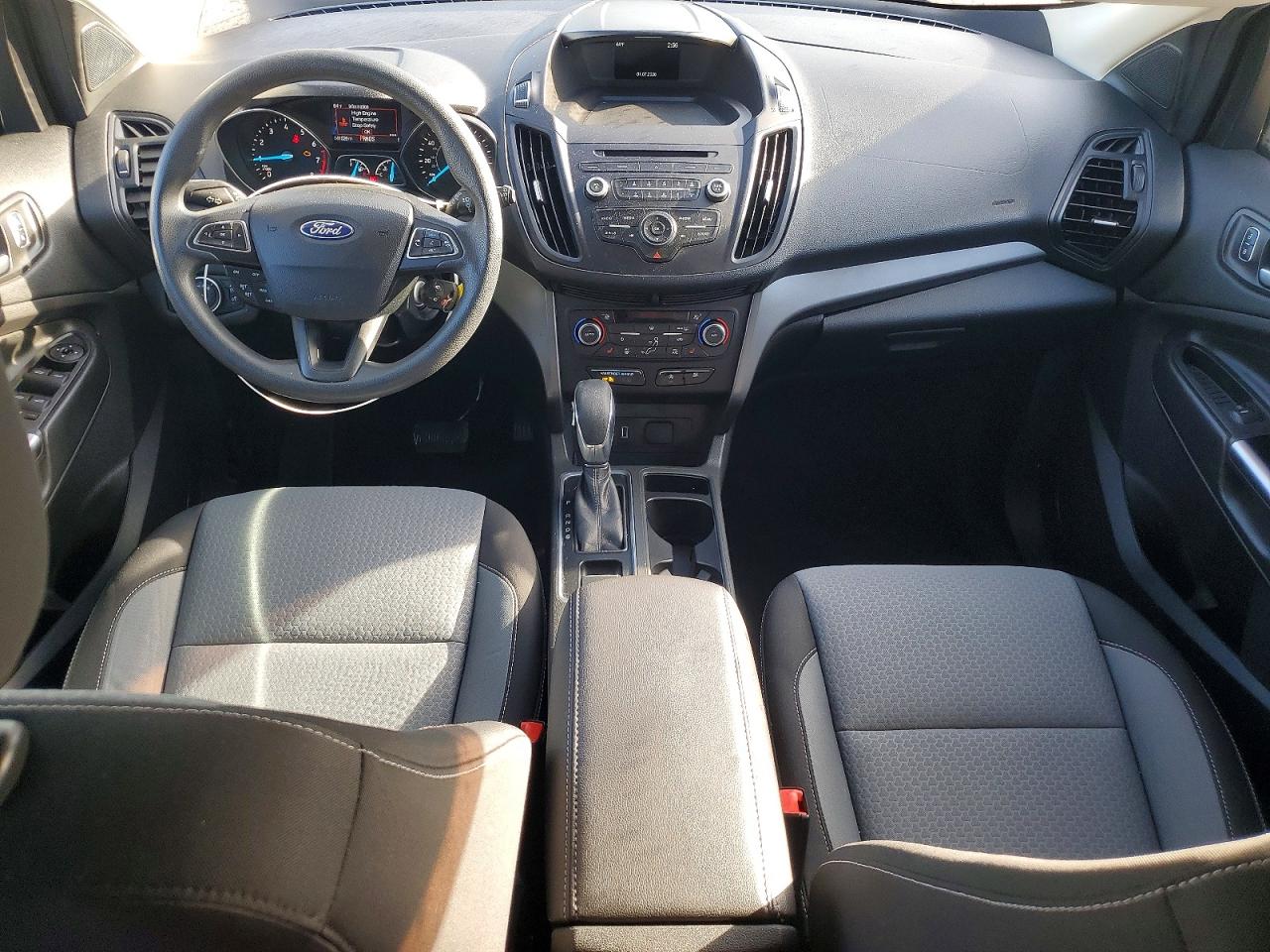 2018 FORD ESCAPE SE photo 8