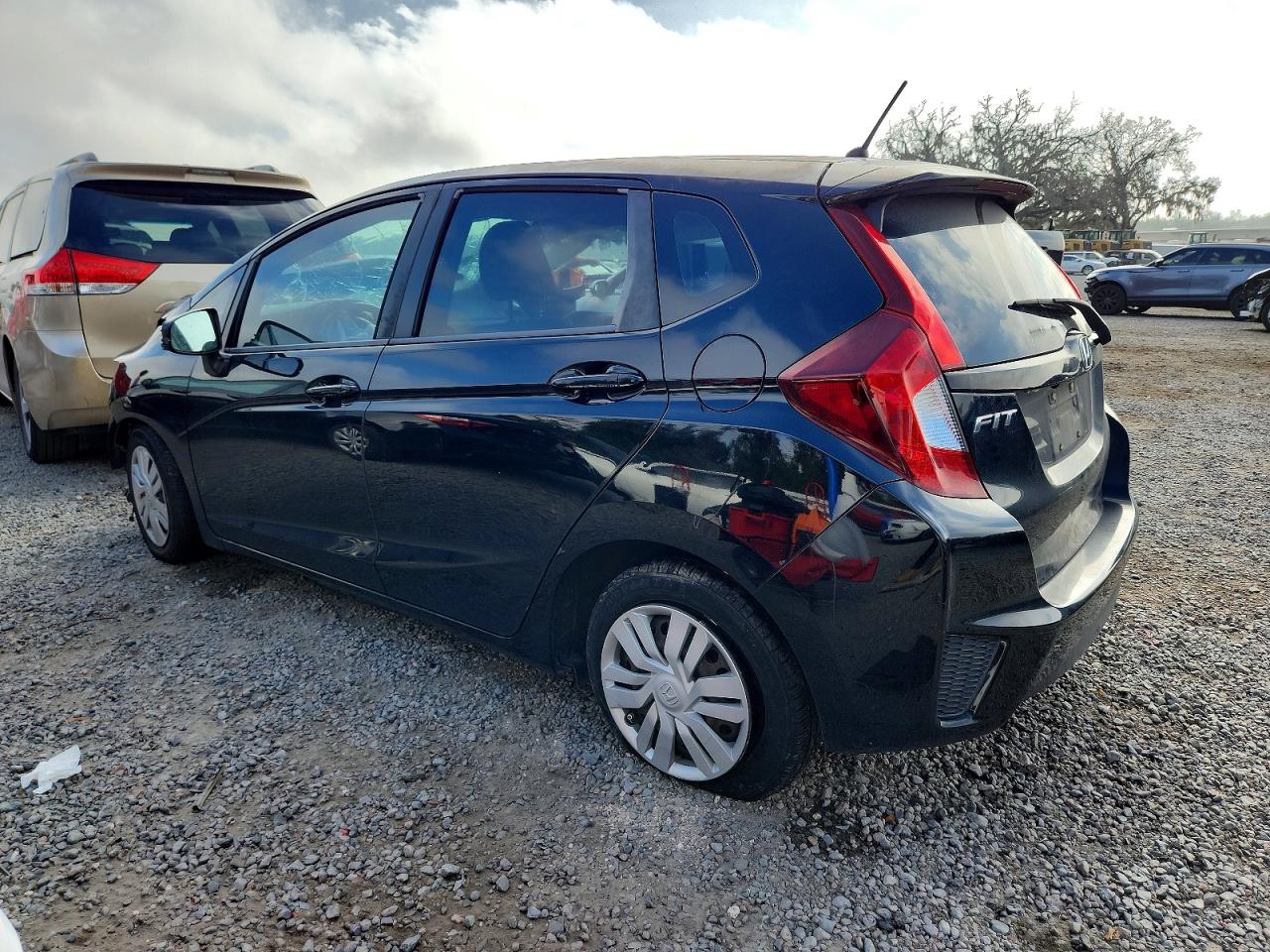 2017 HONDA FIT LX photo 4