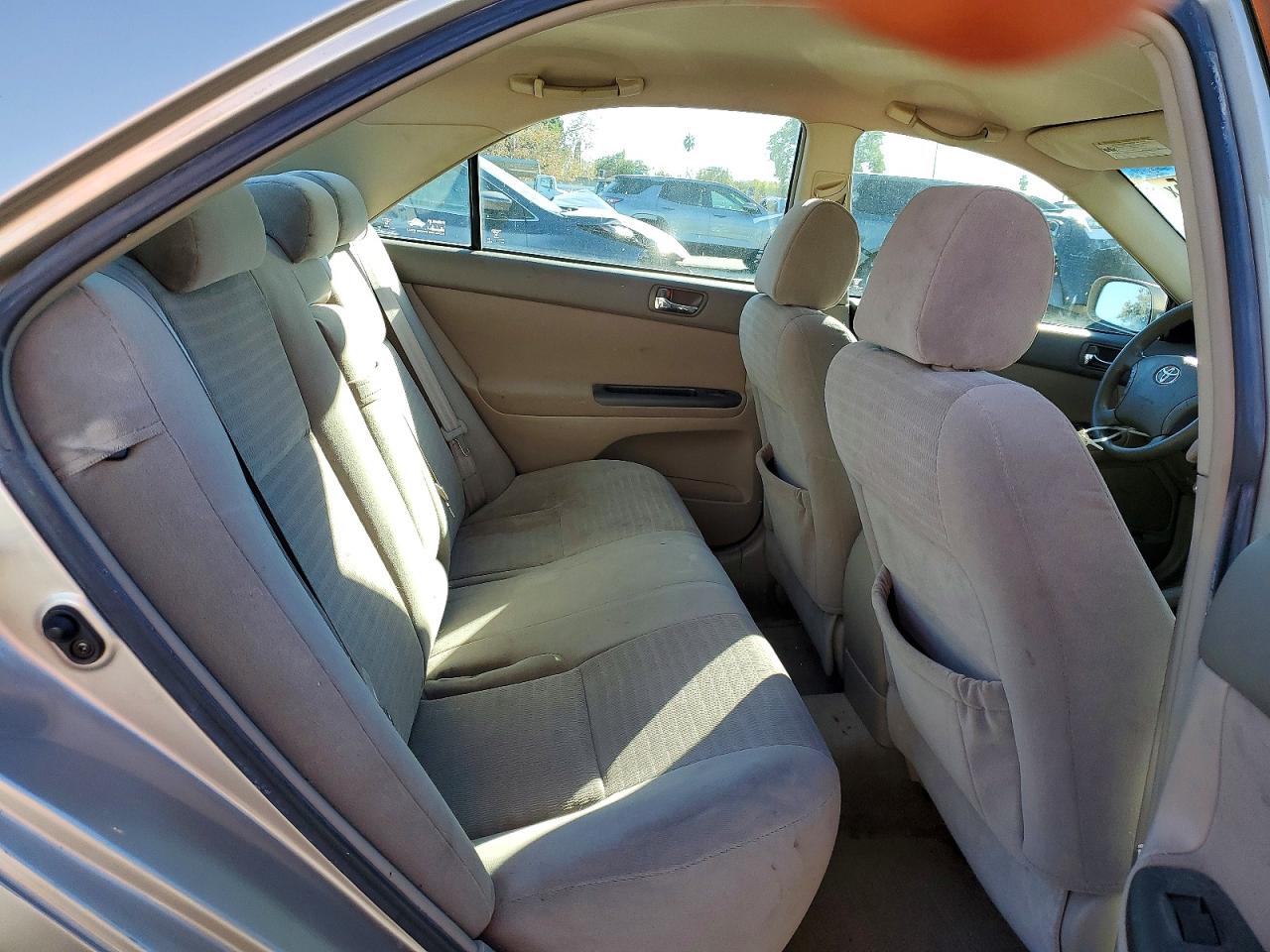 2005 TOYOTA CAMRY LE photo 10