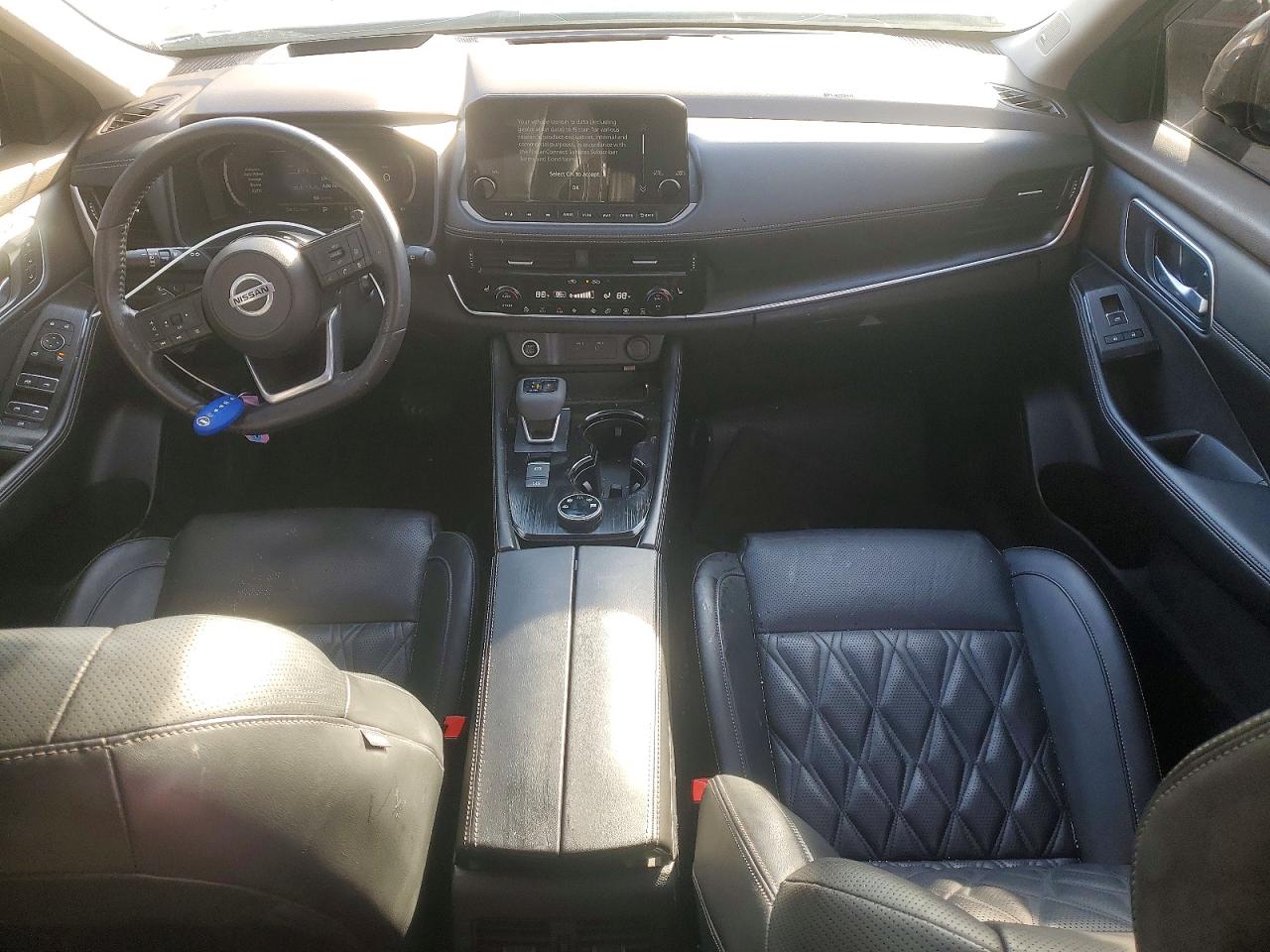2021 NISSAN ROGUE PLATINUM photo 8