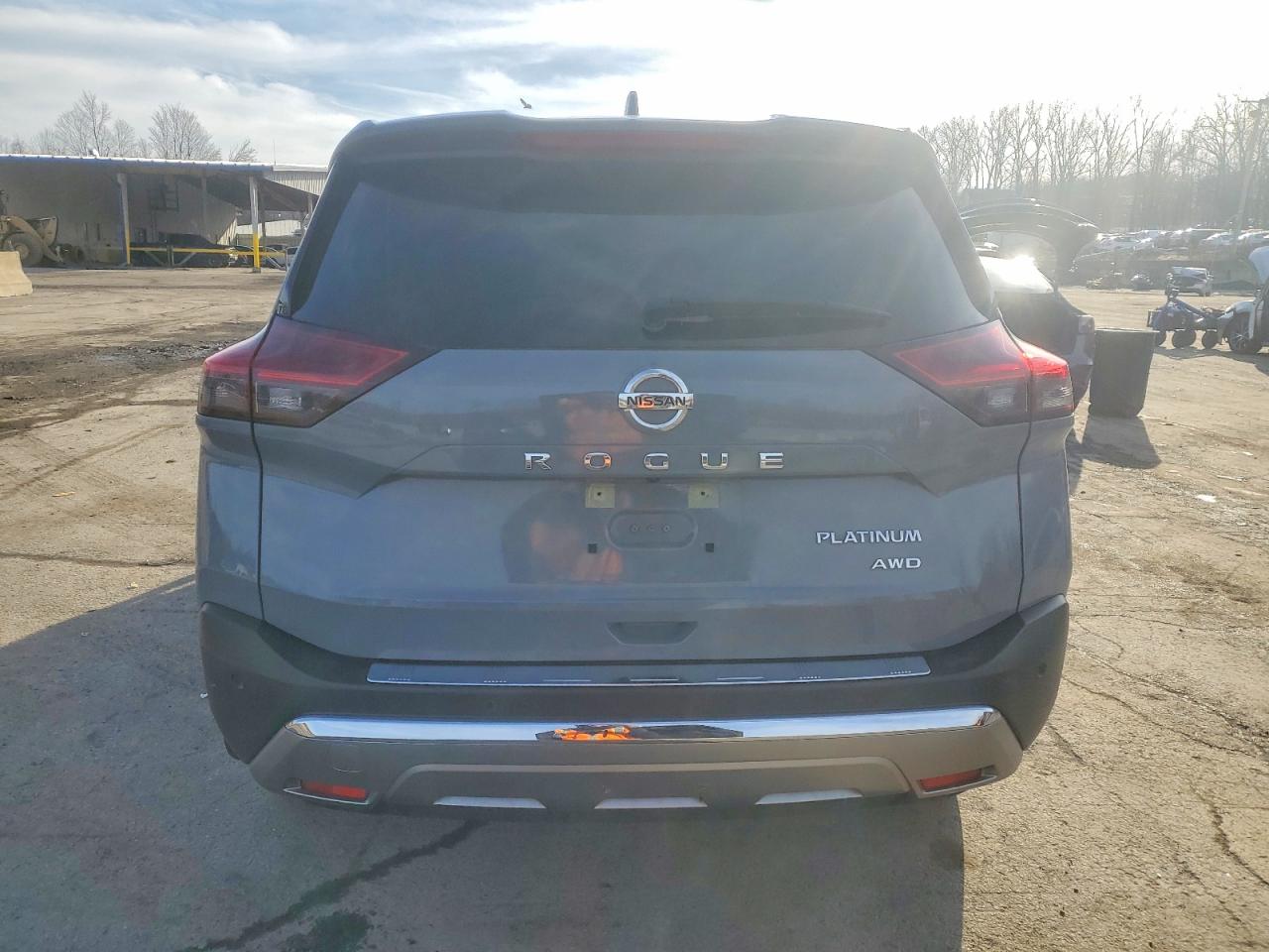 2021 NISSAN ROGUE PLATINUM photo 6
