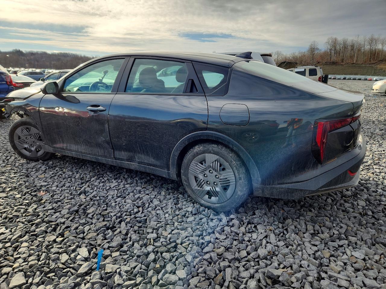 2025 KIA K4 LX photo 3
